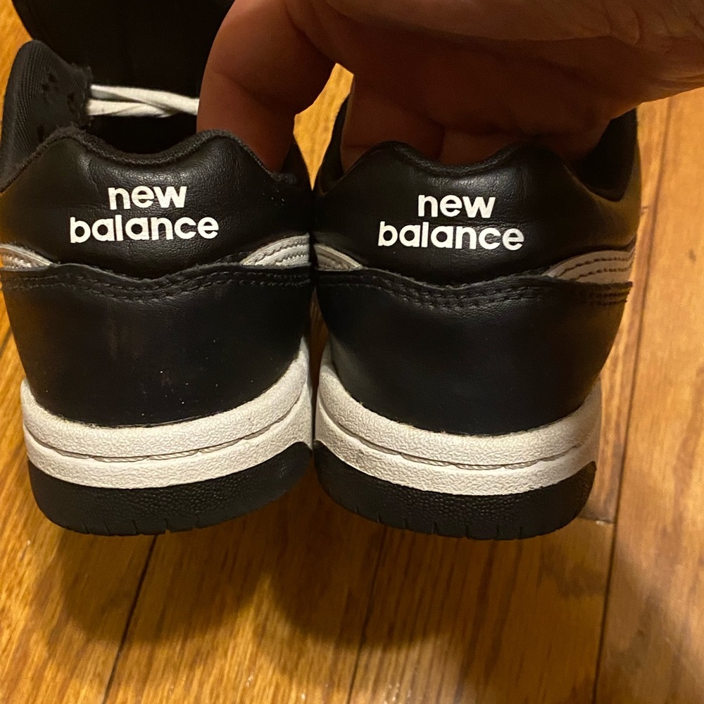 Women's New Balance 480 Black White Panda Low Top Sneakers Size 7 - Picture 4 of 5